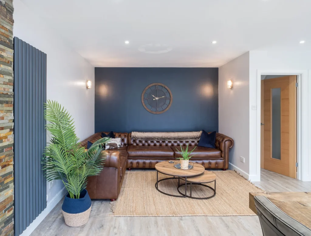 grovesnor-Home-3-10-