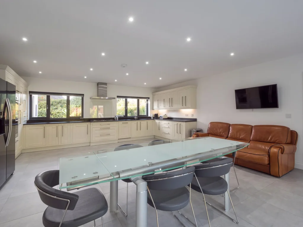 heathcroft-Day-2-Home-1-10-